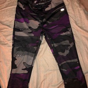 Stretch workout pants size small